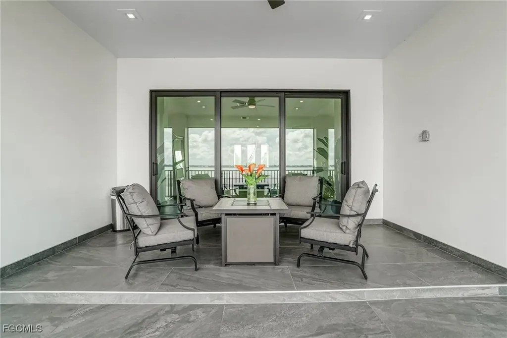 6390 River Club Court North Fort Myers FL 33917