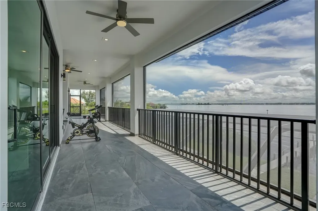 6390 River Club Court North Fort Myers FL 33917