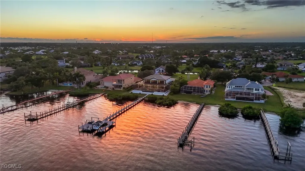 6390 River Club Court North Fort Myers FL 33917