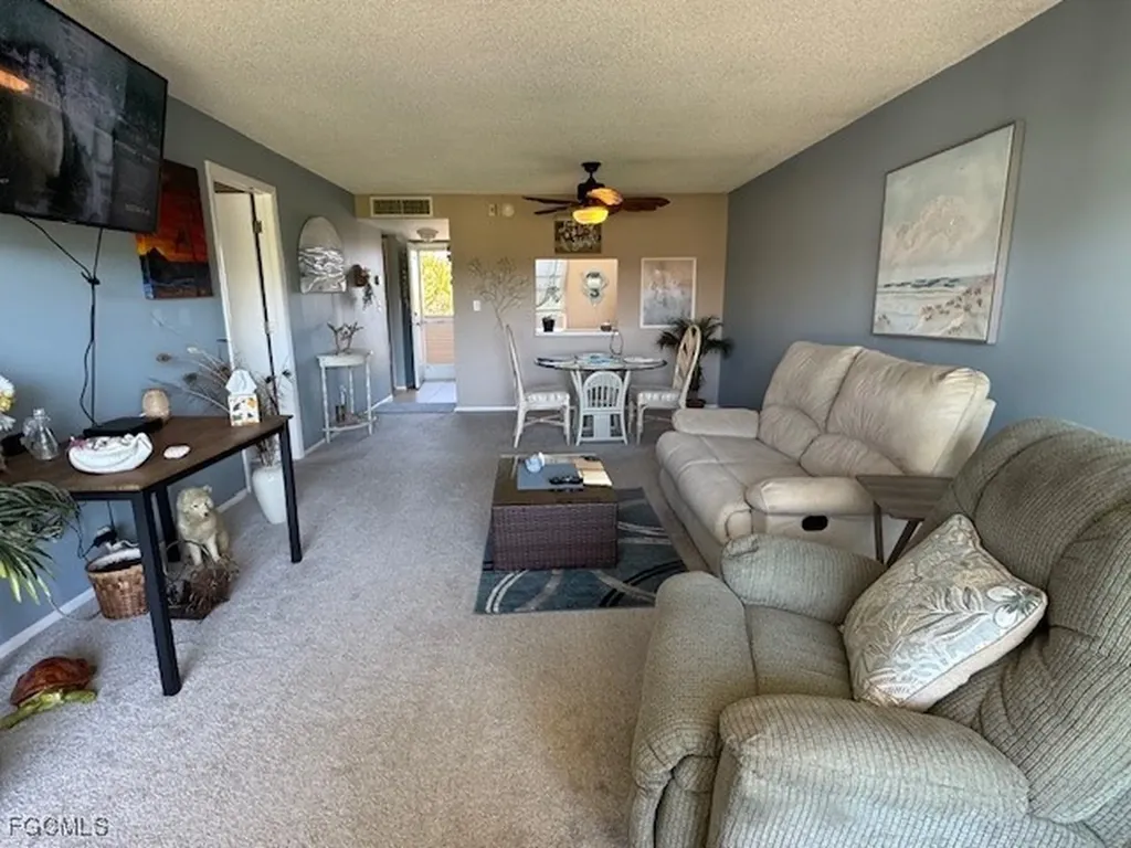 6102 Augusta Drive Fort Myers FL 33907