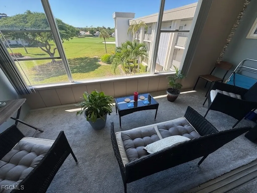 6102 Augusta Drive Fort Myers FL 33907