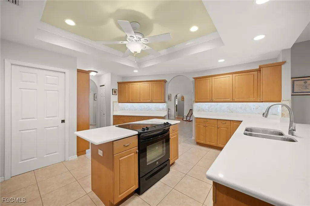 5306 SW 11th Avenue Cape Coral FL 33914