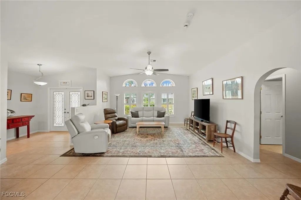 5306 SW 11th Avenue Cape Coral FL 33914