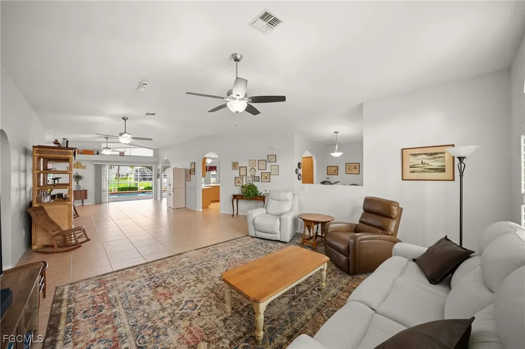 5306 SW 11th Avenue Cape Coral FL 33914
