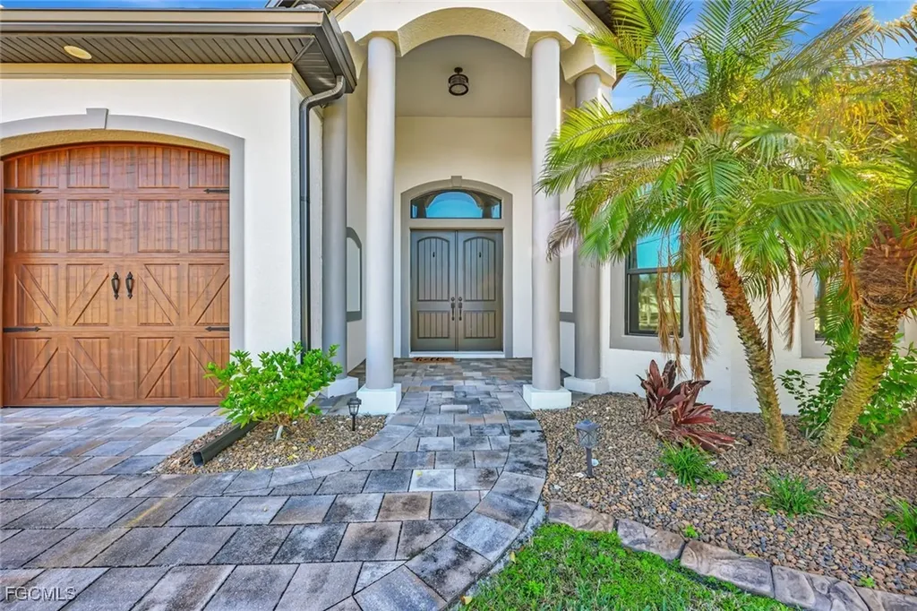4107 SW 11th Avenue Cape Coral FL 33914