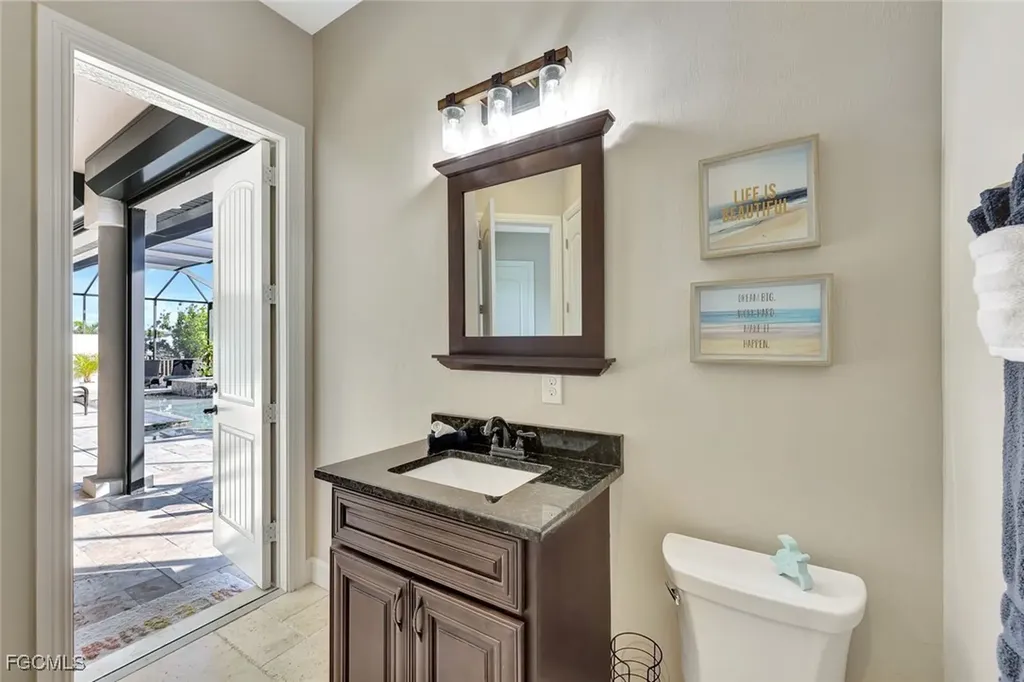 4107 SW 11th Avenue Cape Coral FL 33914