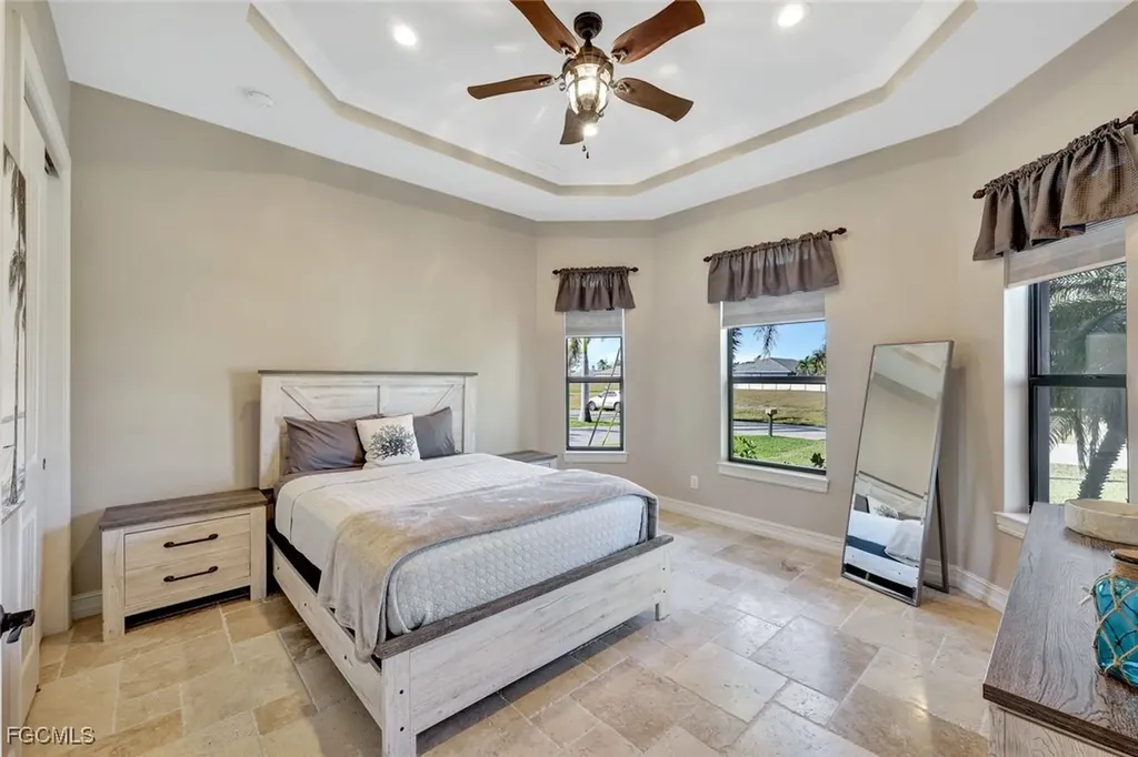 4107 SW 11th Avenue Cape Coral FL 33914