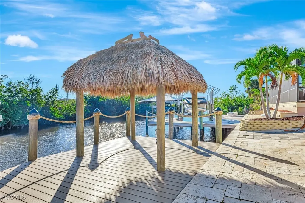 4107 SW 11th Avenue Cape Coral FL 33914