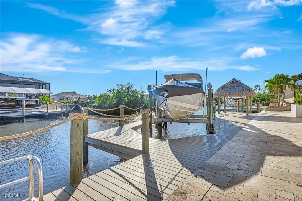 4107 SW 11th Avenue Cape Coral FL 33914