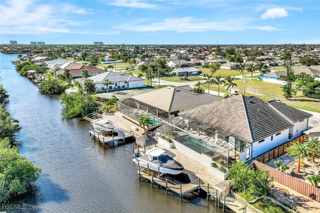 4107 SW 11th Avenue Cape Coral FL 33914