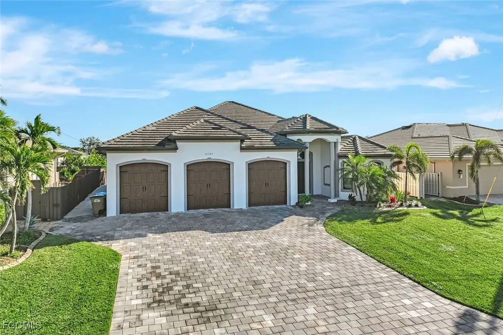 4107 SW 11th Avenue Cape Coral FL 33914
