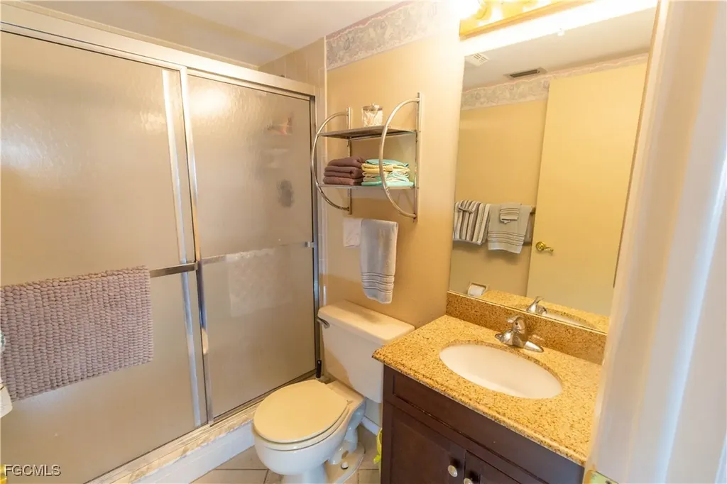 8200 Summerlin Village Circle Fort Myers FL 33919