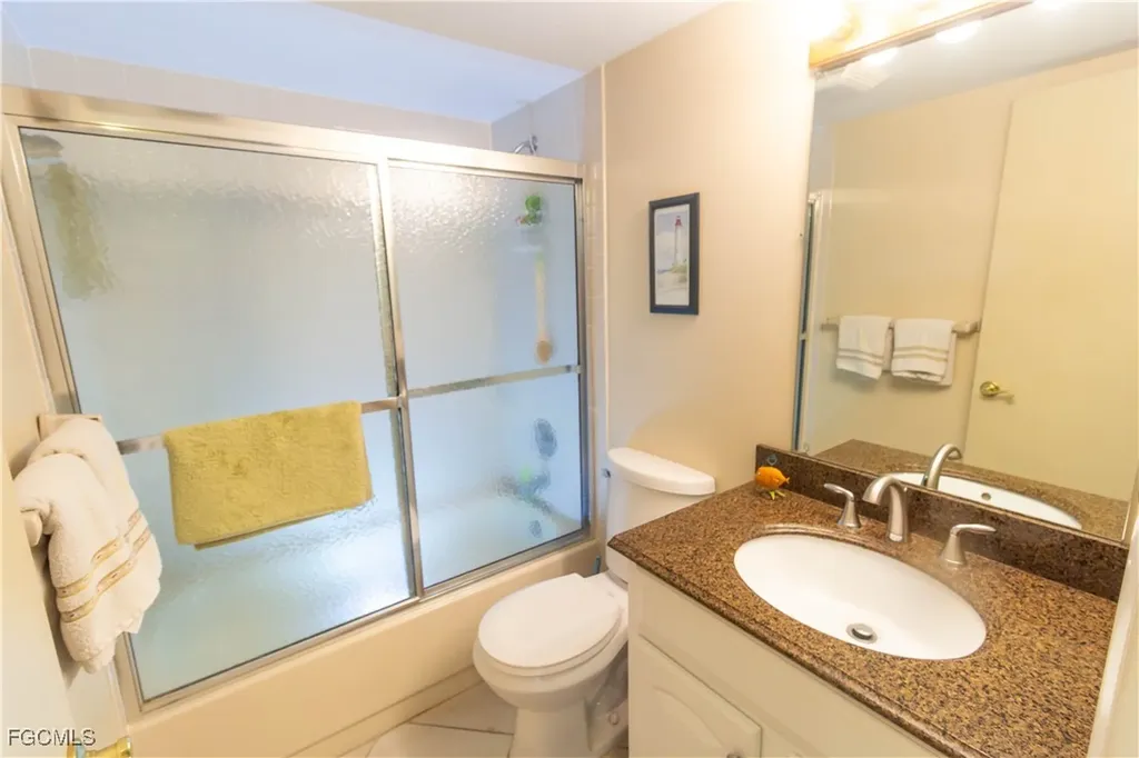 8200 Summerlin Village Circle Fort Myers FL 33919