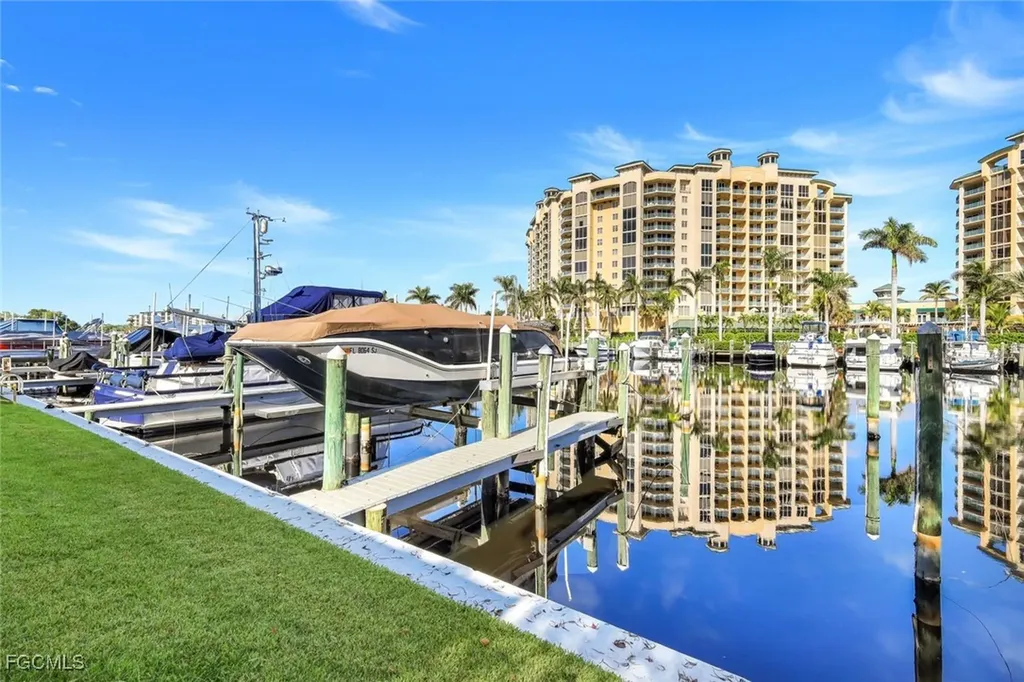 3361 N Key Drive North Fort Myers FL 33903