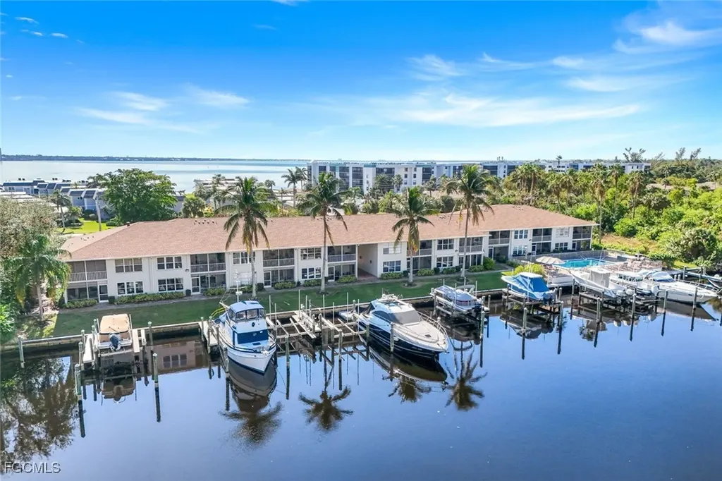 3361 N Key Drive North Fort Myers FL 33903