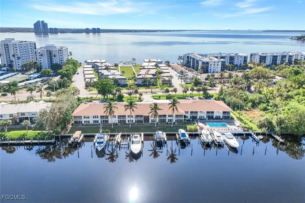 3361 N Key Drive North Fort Myers FL 33903