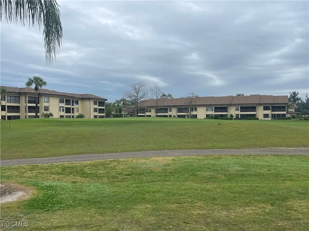 5770 Trailwinds Drive Fort Myers FL 33907