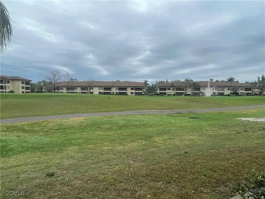 5770 Trailwinds Drive Fort Myers FL 33907
