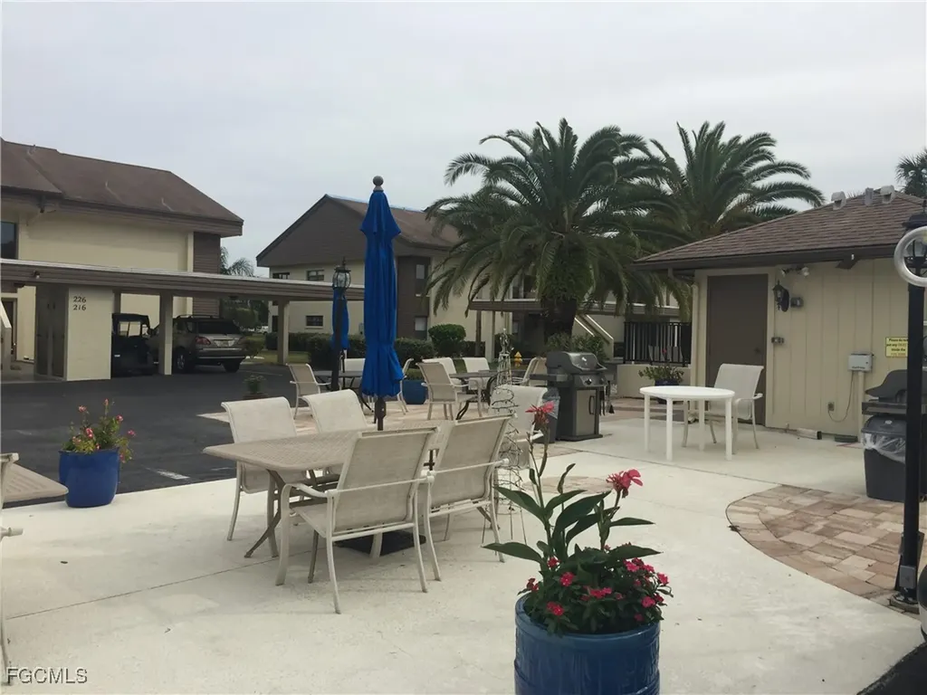 5770 Trailwinds Drive Fort Myers FL 33907