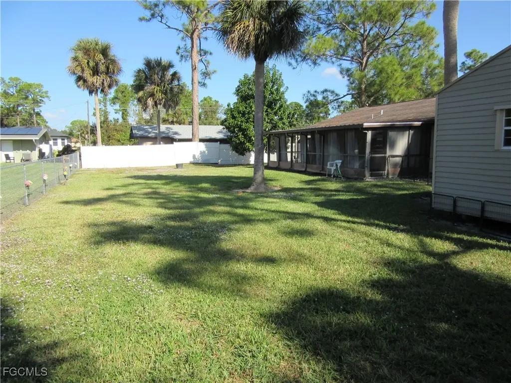 421 Broadway Avenue Lehigh Acres FL 33972
