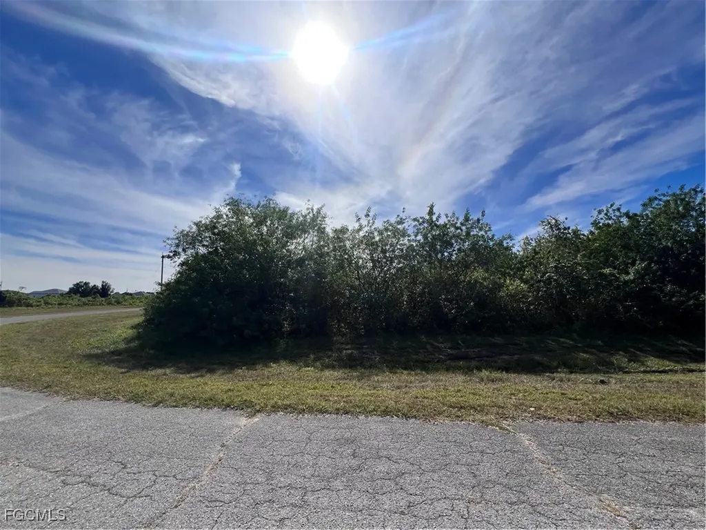 7024 Rich Circle Labelle FL 33935