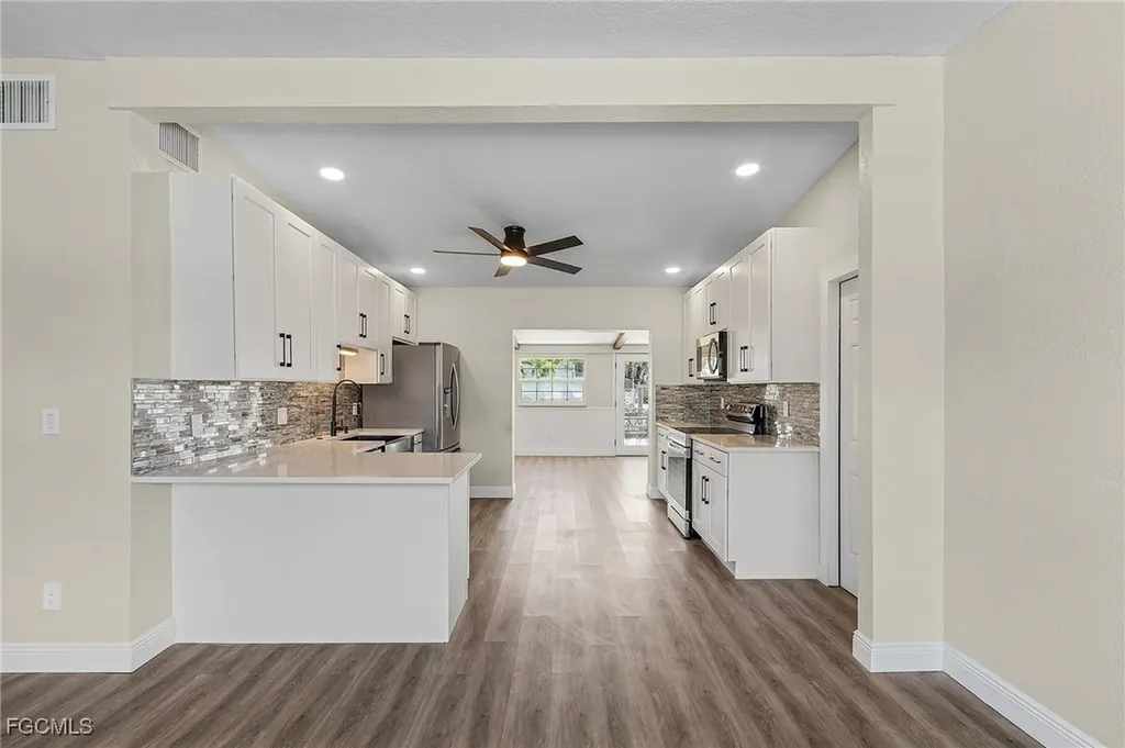 2390 Oleander Street St. James City FL 33956