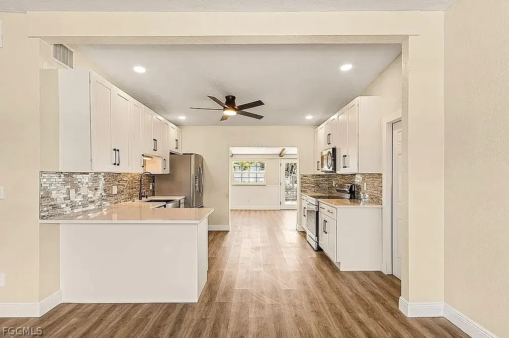 2390 Oleander Street St. James City FL 33956