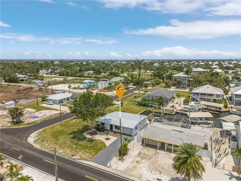 2390 Oleander Street St. James City FL 33956