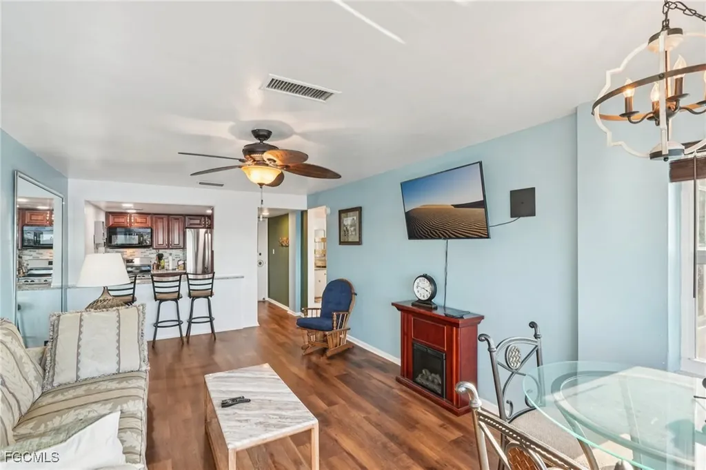 1900 Clifford Street Fort Myers FL 33901