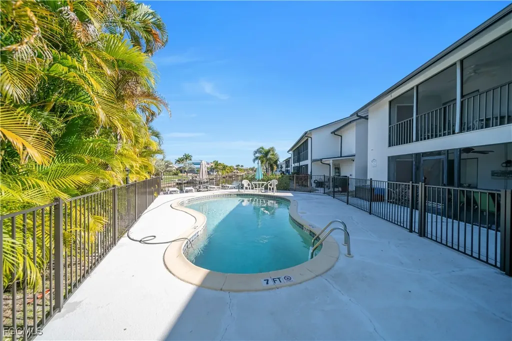 1521 SW 47th Terrace Cape Coral FL 33914