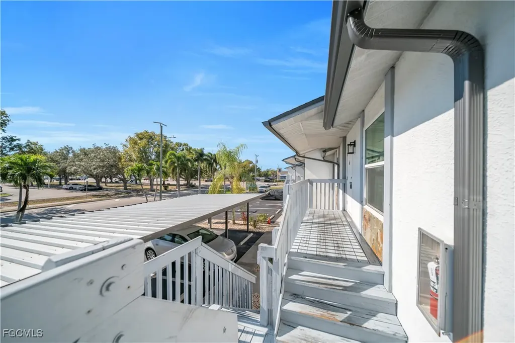 1521 SW 47th Terrace Cape Coral FL 33914