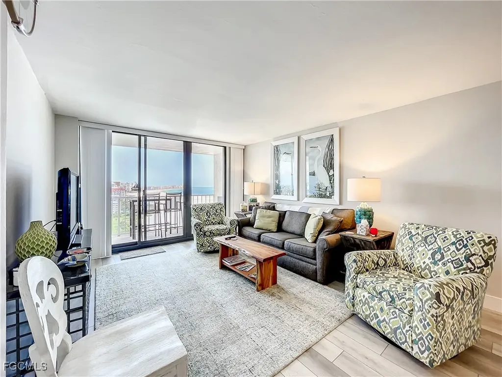 380 Seaview Court Marco Island FL 34145