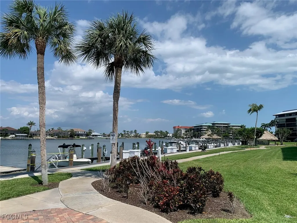 380 Seaview Court Marco Island FL 34145