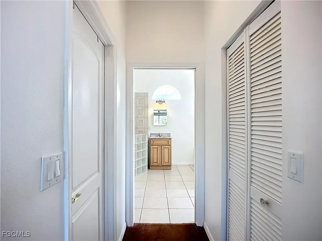 4353 Hidden River Road Sarasota FL 34240