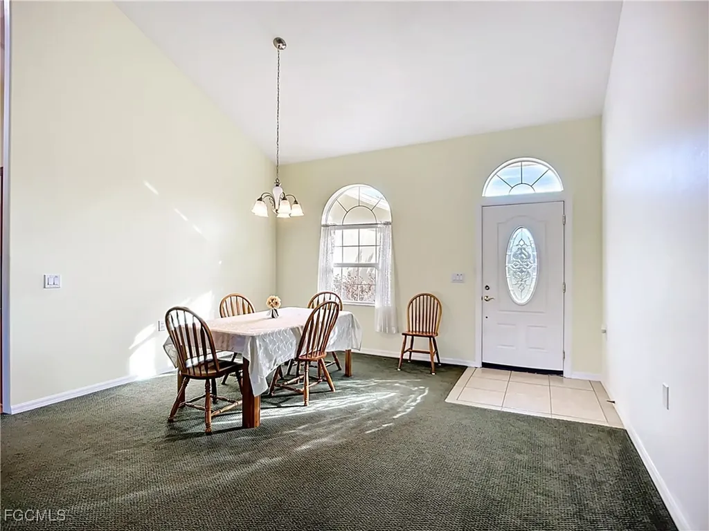 4353 Hidden River Road Sarasota FL 34240