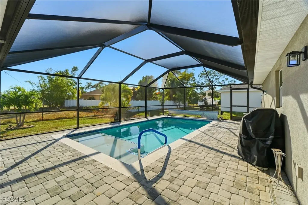 2714 NW 22nd Terrace Cape Coral FL 33993