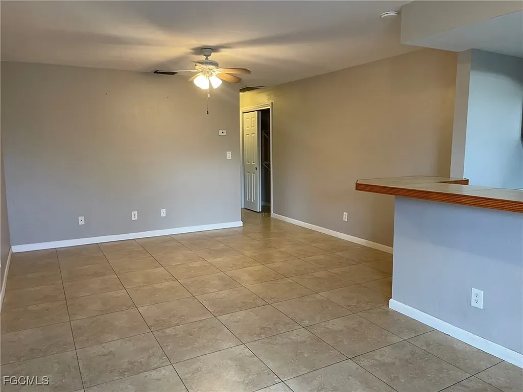 608 SE 46th Lane Cape Coral FL 33904