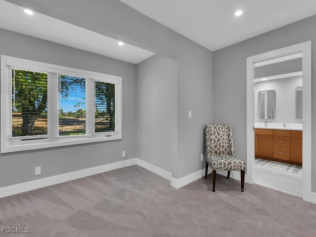 15573 Lockmaben Avenue Fort Myers FL 33912