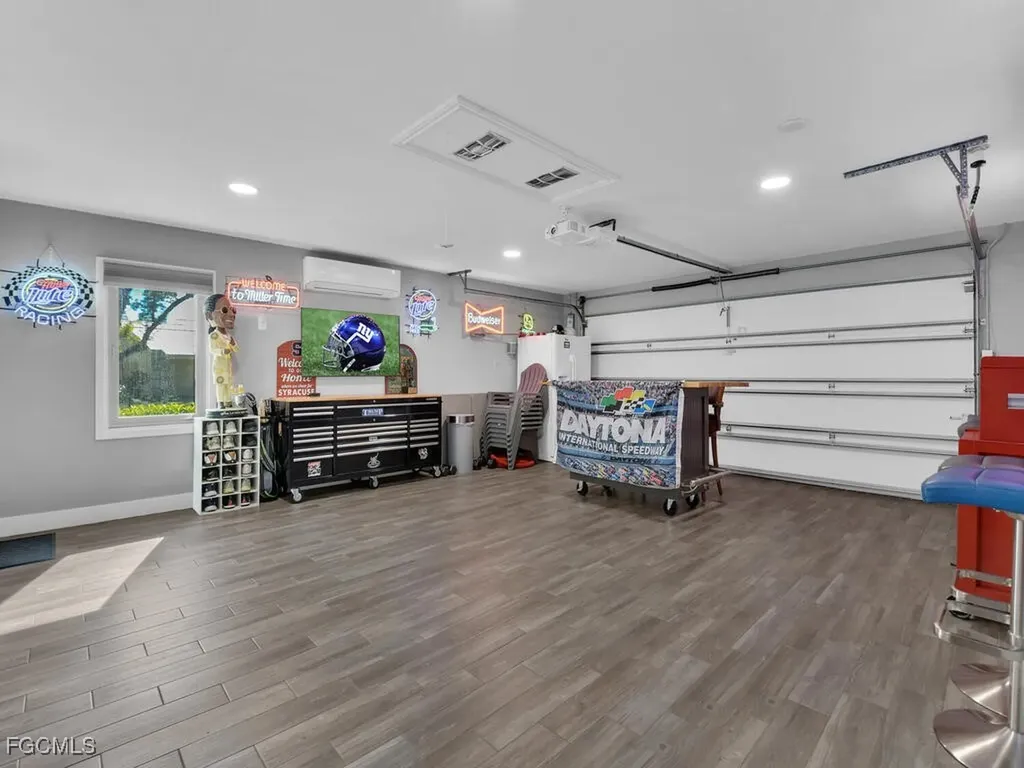 15573 Lockmaben Avenue Fort Myers FL 33912