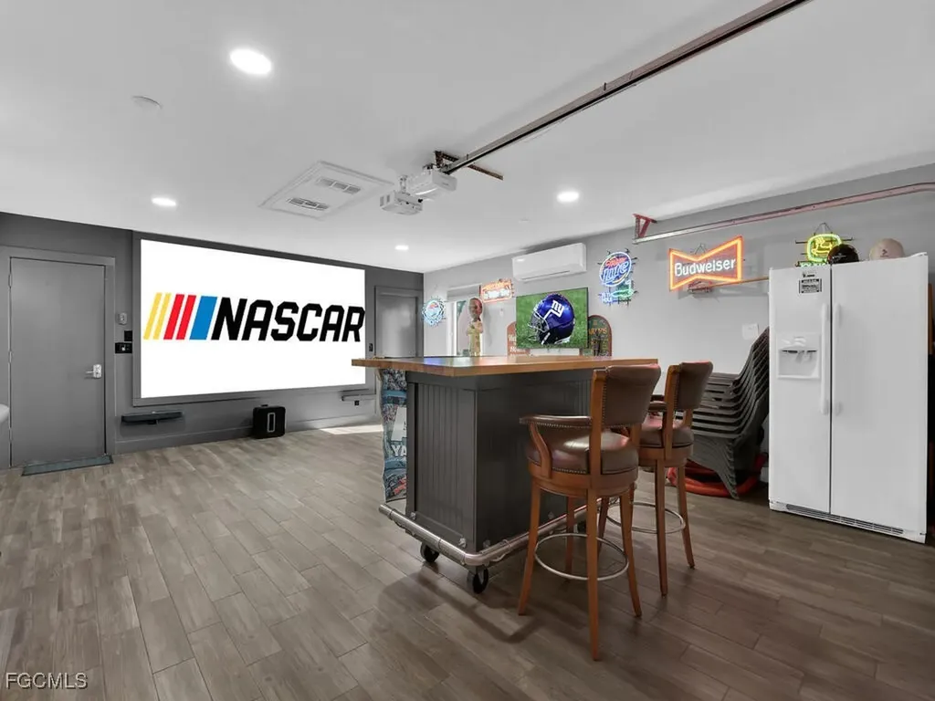 15573 Lockmaben Avenue Fort Myers FL 33912