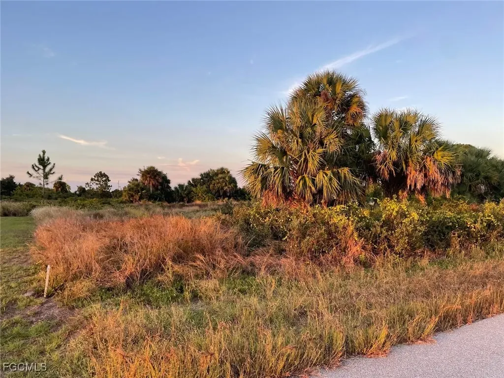 758 Fleming Avenue S Lehigh Acres FL 33974