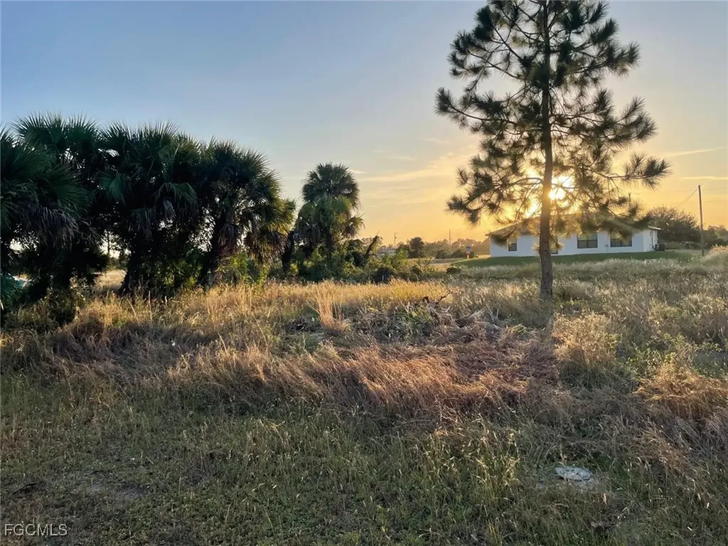 758 Fleming Avenue S Lehigh Acres FL 33974