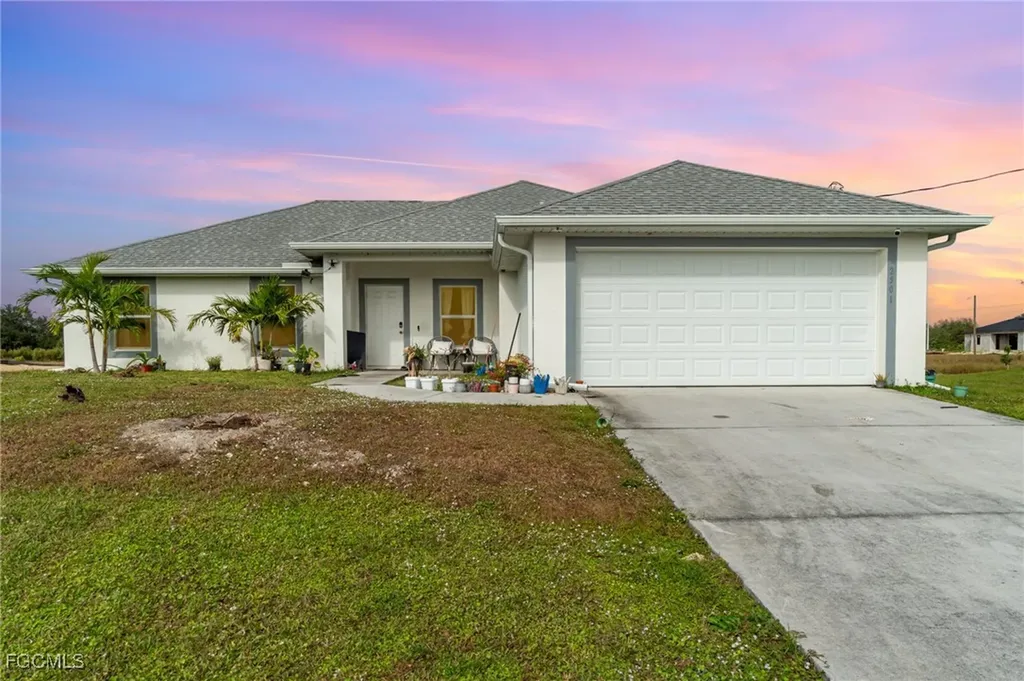 2501 E 17th Street Lehigh Acres FL 33972