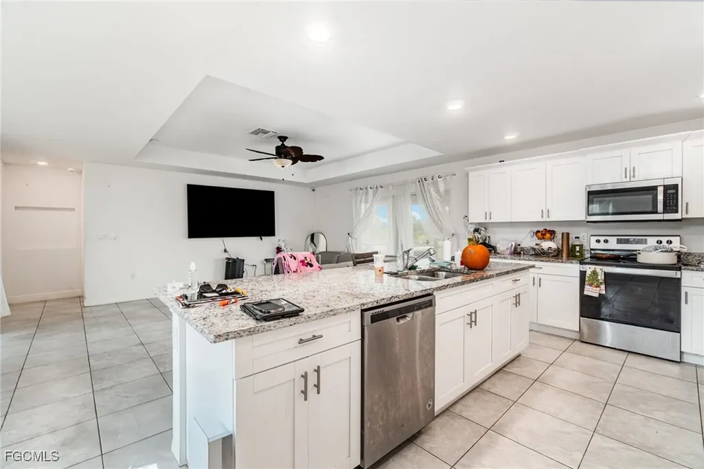 2501 E 17th Street Lehigh Acres FL 33972