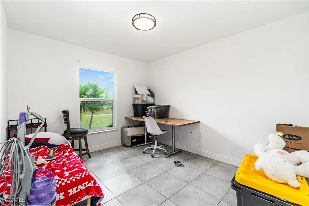 2501 E 17th Street Lehigh Acres FL 33972