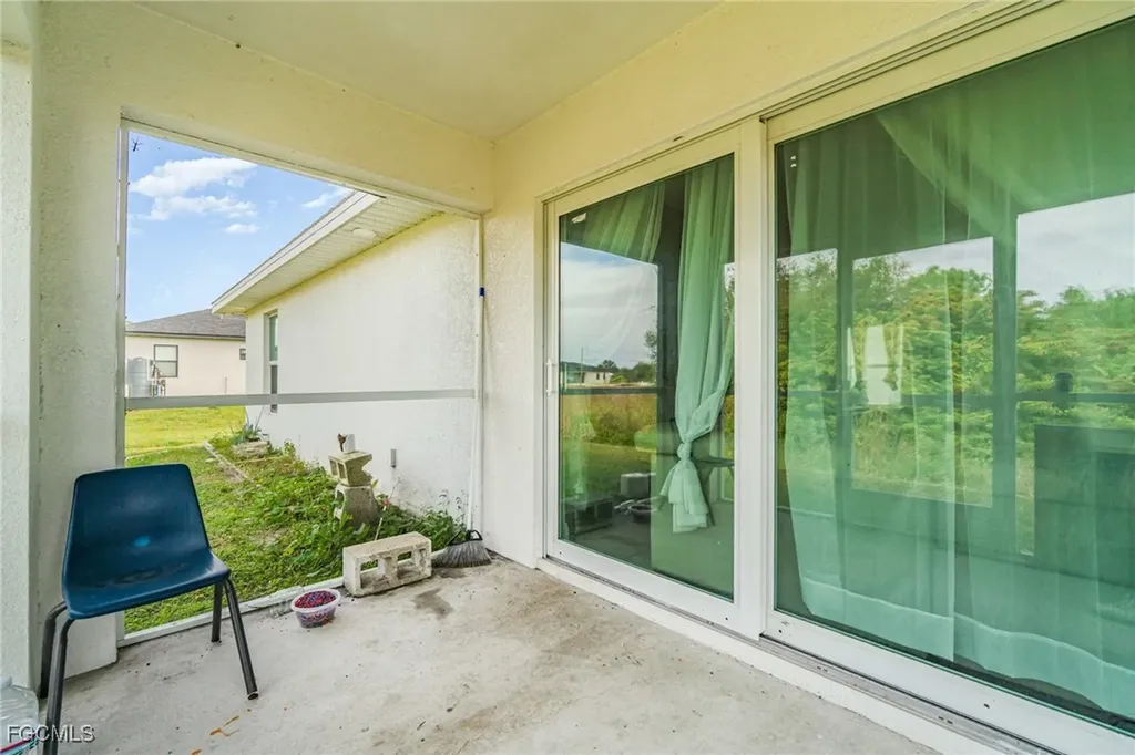 2501 E 17th Street Lehigh Acres FL 33972