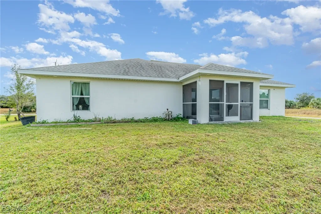 2501 E 17th Street Lehigh Acres FL 33972