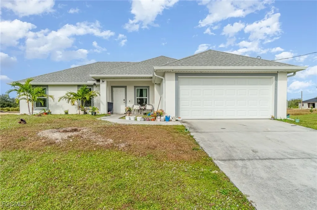 2501 E 17th Street Lehigh Acres FL 33972