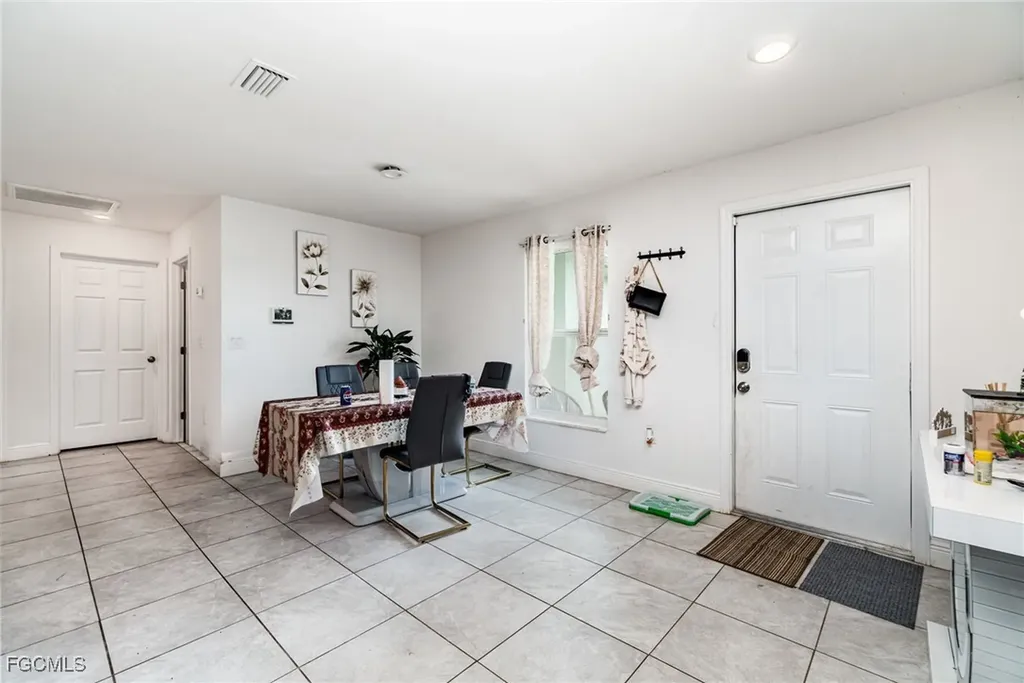 2501 E 17th Street Lehigh Acres FL 33972