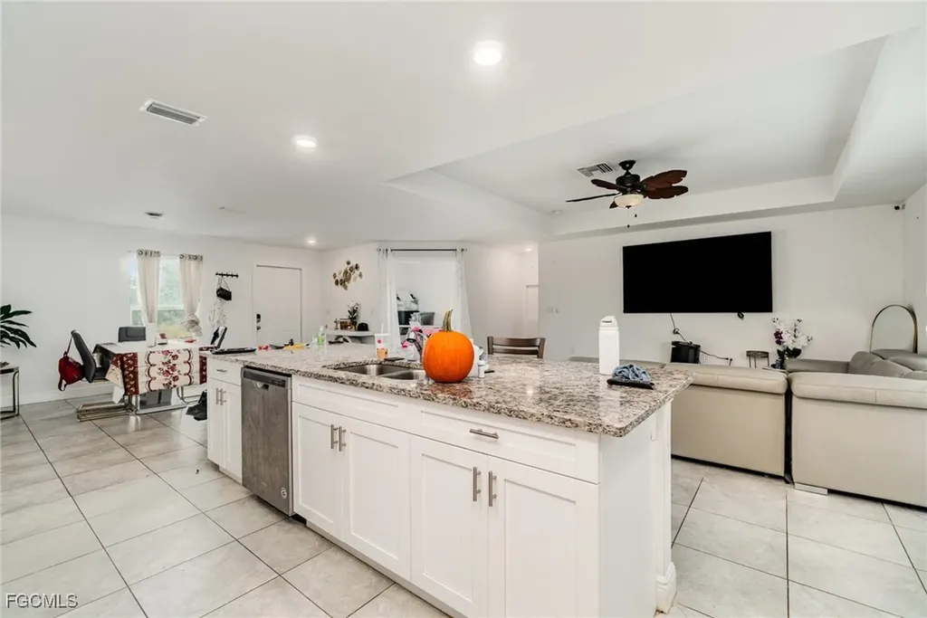 2501 E 17th Street Lehigh Acres FL 33972